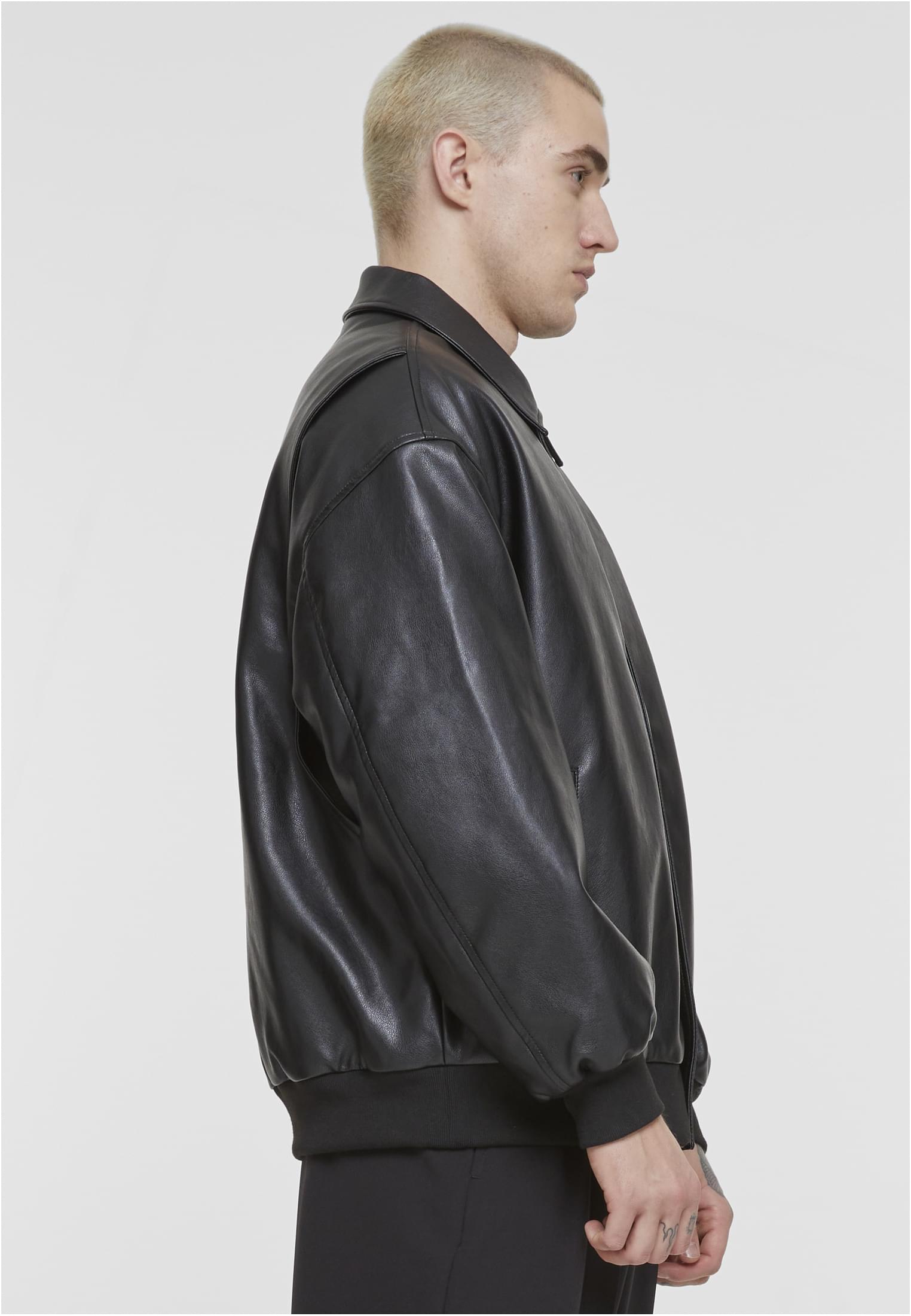 Blouson en cuir synthétique